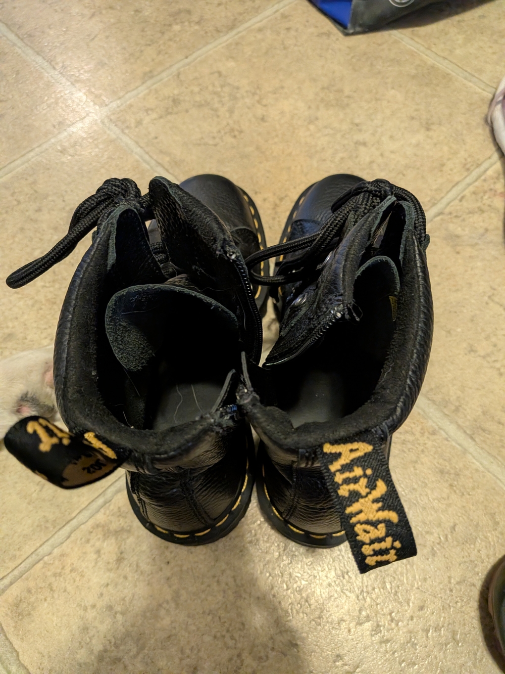 Dr Martens Airwalk 1460 Bex Boots - Picture 3 of 4